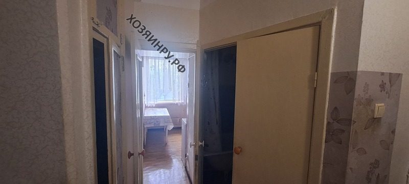 Сдаётся трёхкомнатная квартира длительно  в Севастополе, улица Парниковая — фото 11